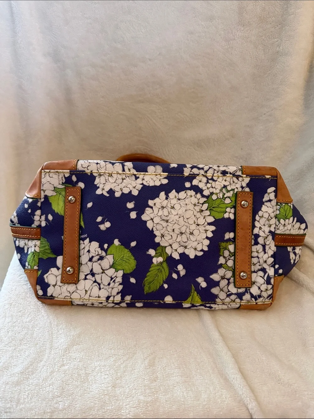 Dooney & Bourke dooney bourke